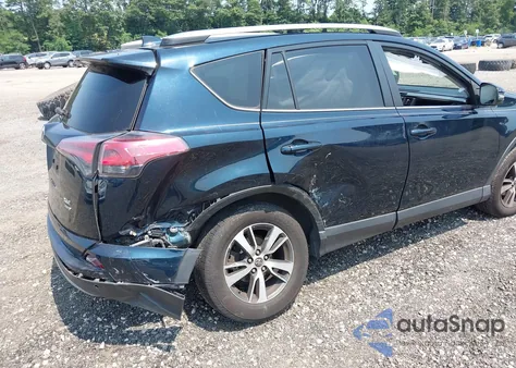 2018 Toyota Rav4 Xle z USA, uszkodzony, nr VIN JTMRFREV4JJ192761